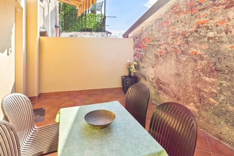 Istra,Buje-Kuća za dugoročni najam