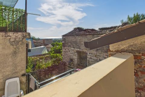 Istra,Buje-Kuća za dugoročni najam