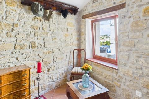 Istra,Buje-Kuća za dugoročni najam