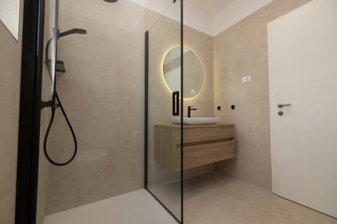 Istra, Bale - nova kuća u centru Bala