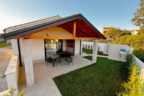 Istra, Bale - nova kuća u centru Bala