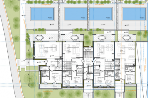 Istra, Rovinj, građevinsko zemljište s građevinskom dozvolom za 5 stanova, blizu plaže