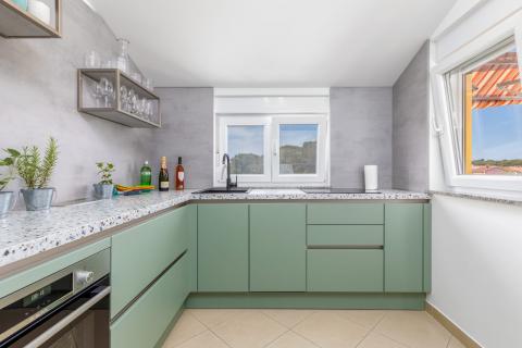 Istra,Valbandon,stan u blizini mora i plaža