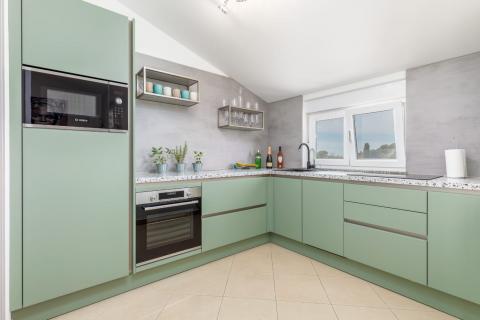 Istra,Valbandon,stan u blizini mora i plaža