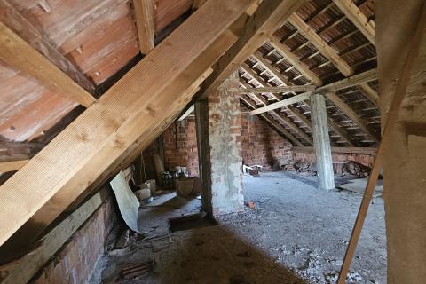 Hiša , Vrbovsko, 228m2