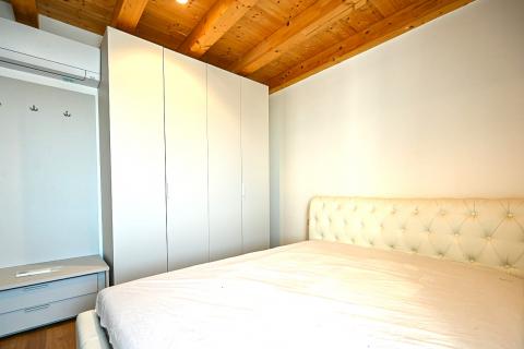 Istra,Novigrad-Adaptirana kuća s vrtom i pogledom na more