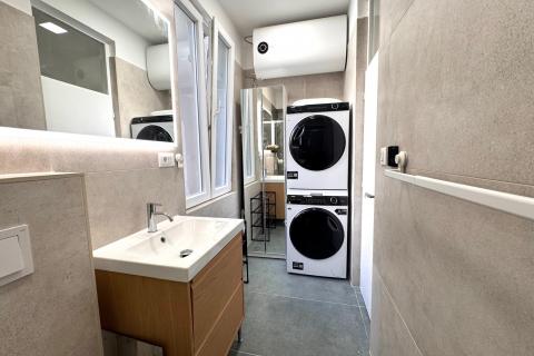 Rijeka- novouređen stan za najam, 6 radnika