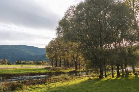 Građevinsko zemljište uz rijeku Gacku, 1.234m2