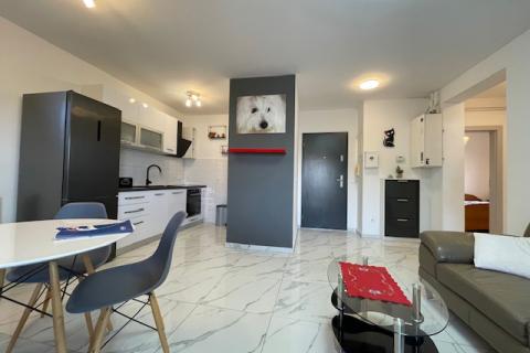 Otok Krk, Grad Krk-Ugodan, sunčan stan s pogledom na more 