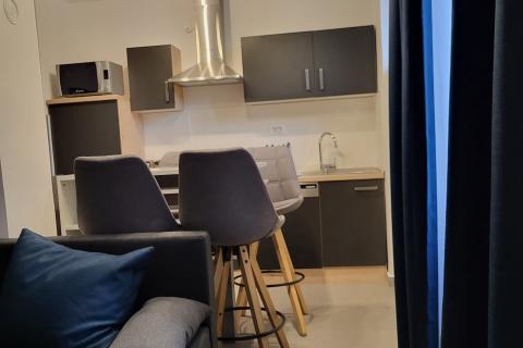 Rijeka, Donja Vežica - 2s + db, najam