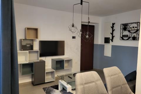 Rijeka, Donja Vežica - 2s + db, najam