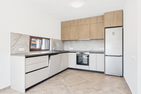 Rovinj - Stan u potkrovlju manje zgrade, 108 m², pogled more 