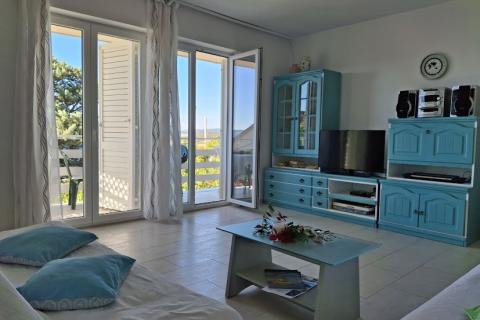 Novi Vinodolski, Klenovica - kuća s predivnim pogledom u blizini plaže