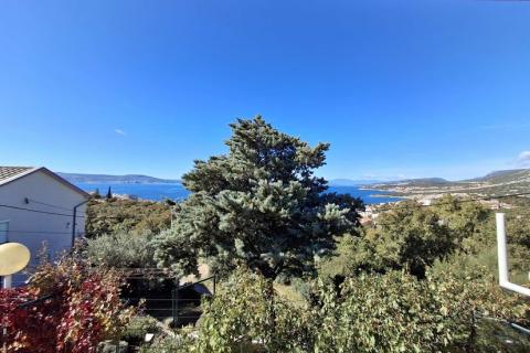 Novi Vinodolski, Klenovica - kuća s predivnim pogledom u blizini plaže