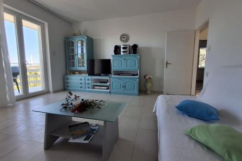 Novi Vinodolski, Klenovica - kuća s predivnim pogledom u blizini plaže