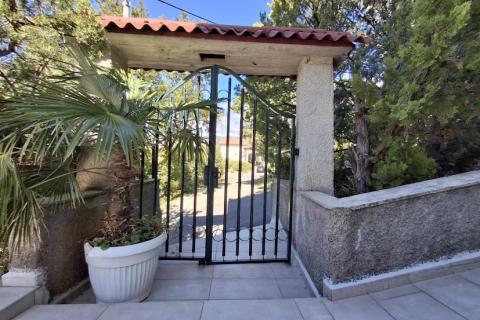 Novi Vinodolski, Klenovica - kuća s predivnim pogledom u blizini plaže