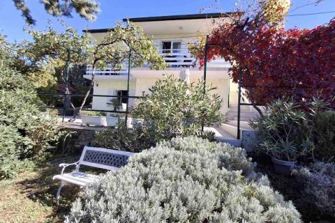 Novi Vinodolski, Klenovica - kuća s predivnim pogledom u blizini plaže