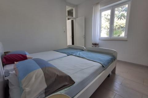 Novi Vinodolski, Klenovica - kuća s predivnim pogledom u blizini plaže