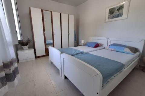 Novi Vinodolski, Klenovica - kuća s predivnim pogledom u blizini plaže