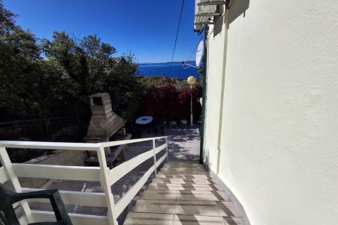 Novi Vinodolski, Klenovica - kuća s predivnim pogledom u blizini plaže