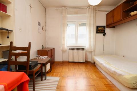 Zagreb, Trešnjevka – stan Selska s parkirnim mjestom