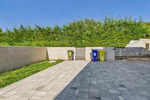 Istra, Rovinjsko Selo, moderna obiteljska kuća s bazenom