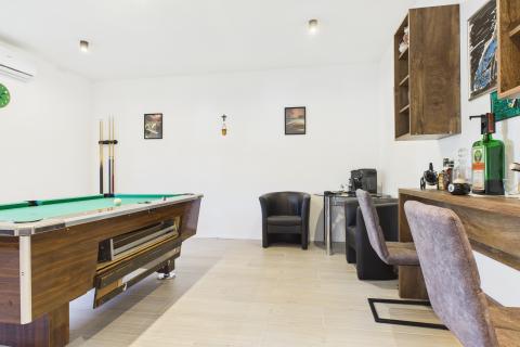 Istra, Rovinjsko Selo, moderna obiteljska kuća s bazenom