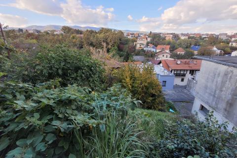 Kuća u Maksimiru/Lašćini - za adaptaciju ili gradnju novog doma