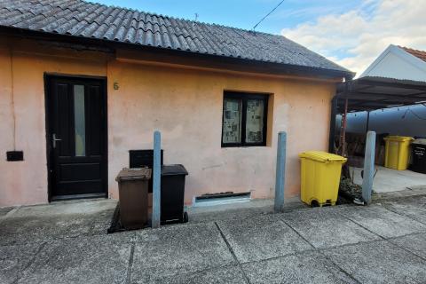 Kuća u Maksimiru/Lašćini - za adaptaciju ili gradnju novog doma