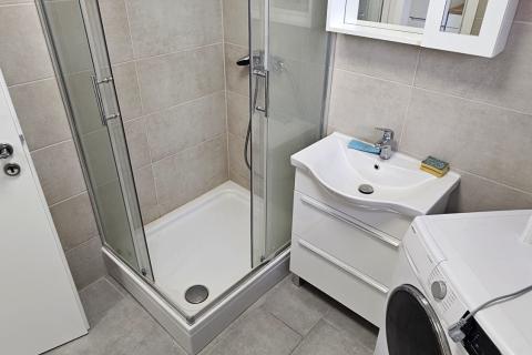 Useljiva kuća - Belo Selo - 3000 m2 okućnice