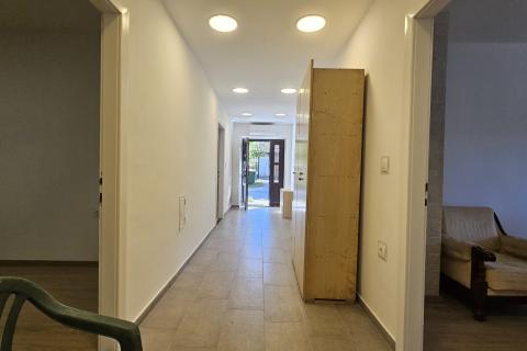 Useljiva kuća - Belo Selo - 3000 m2 okućnice