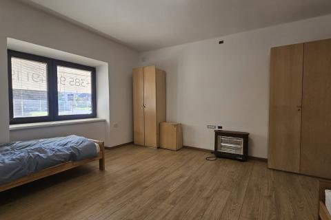 Useljiva kuća - Belo Selo - 3000 m2 okućnice