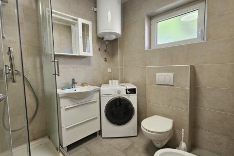 Useljiva kuća - Belo Selo - 3000 m2 okućnice