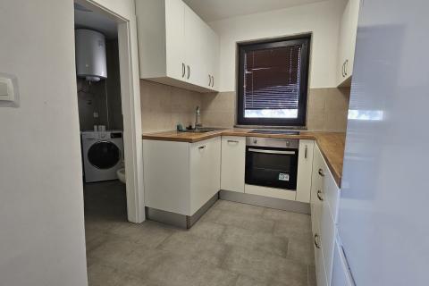 Useljiva kuća - Belo Selo - 3000 m2 okućnice