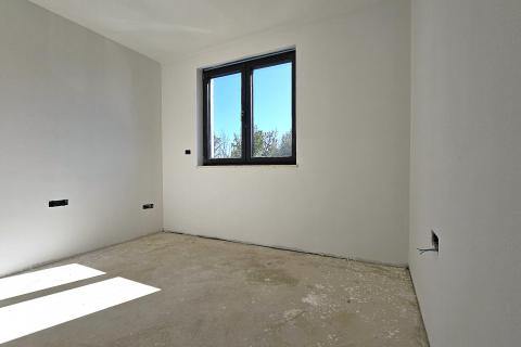 Istra, Umag okolica- stan novogradnja, pogled more