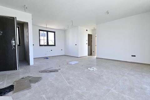 Istra, Umag okolica- stan novogradnja, pogled more