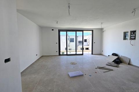 Istra, Umag okolica- stan novogradnja, pogled more