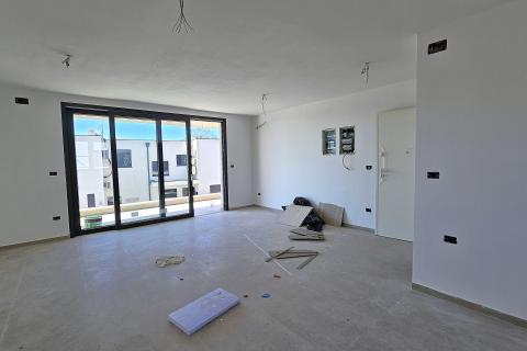 Istra, Umag okolica- stan novogradnja, pogled more