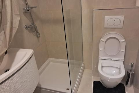 OPATIJA,CENTAR- kompletno renoviran jednosoban stan s pogledom na more