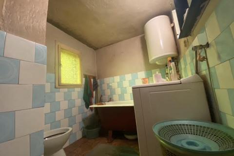 Skrad - dvojna kuća sa dva stana, 635m2 i okućnicom 85m2