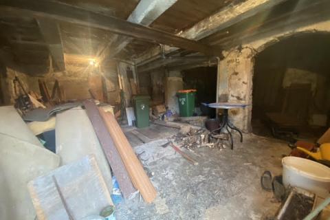 Skrad - dvojna kuća sa dva stana, 635m2 i okućnicom 85m2