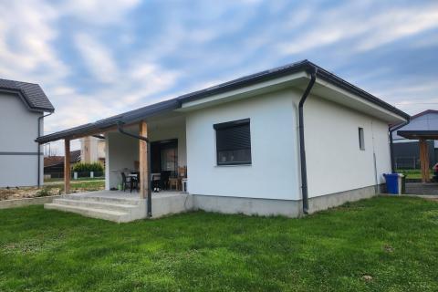 Velika Gorica - Petrovina Turopoljska, kuća 97 m2 