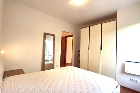 Istra,Novigrad-Dvosobni stan u prizemlju s vrtom i bazenom