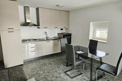 Huis Cere, Žminj, 90m2