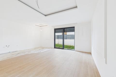 Istra,Pula-jednosoban stan sa vrtom,prizemlje