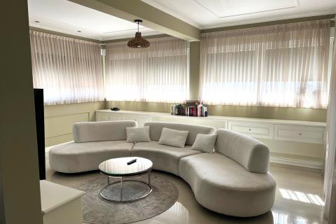 Velika Gorica, moderan penthouse, kompletno namješten