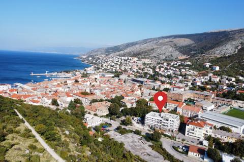 Senj - dvosoban stan sa puno svjetlosti