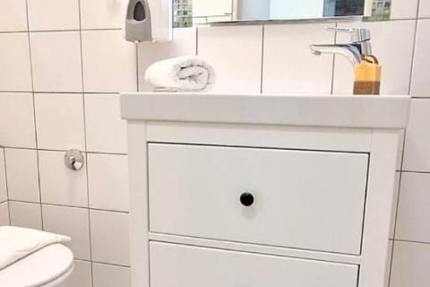 Grad Krk - jednosoban stan s okućnicom