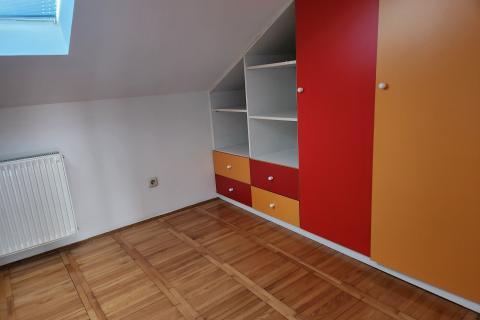 Velika Gorica, Rakarje - trosoban stan 90 m2