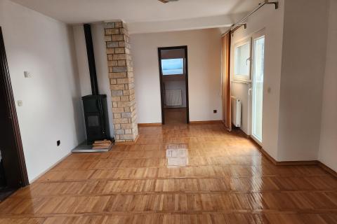 Velika Gorica, Rakarje - trosoban stan 90 m2